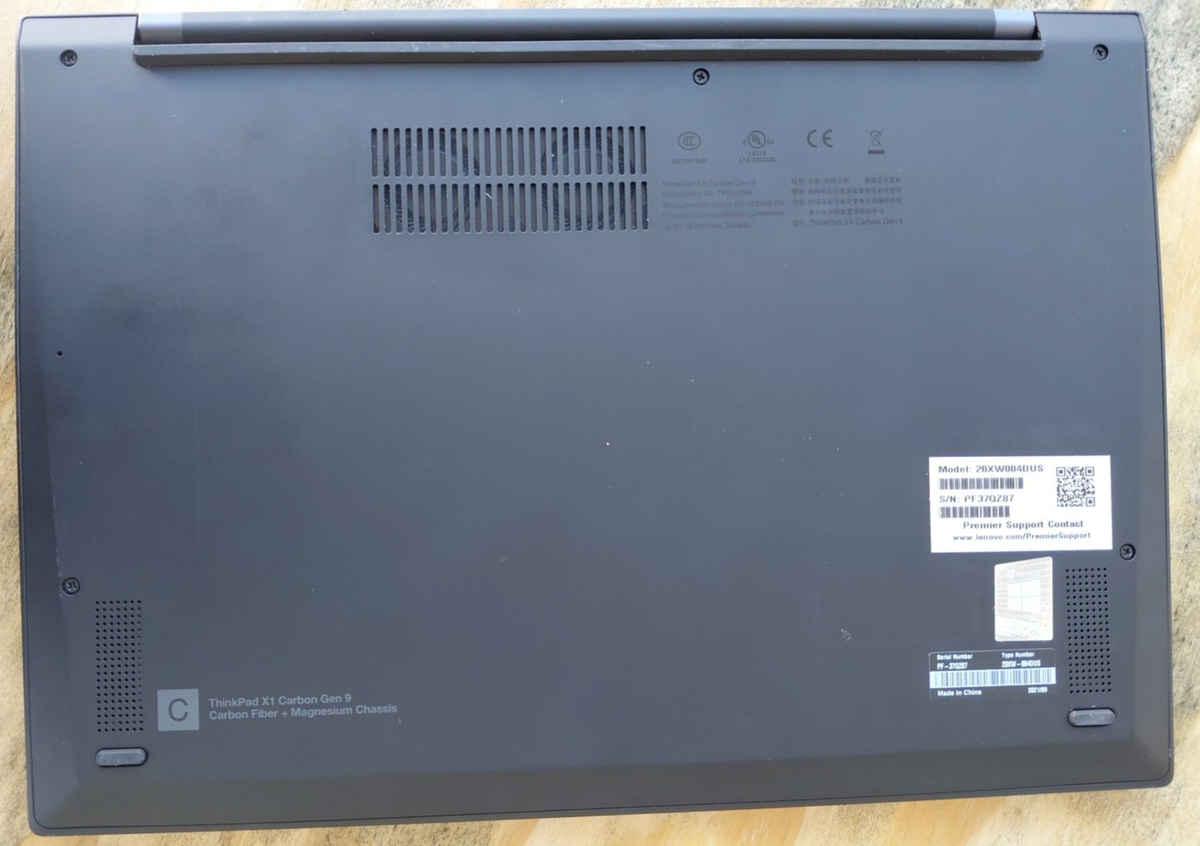 Lenovo ThinkPad X1 Carbon Gen 9 14