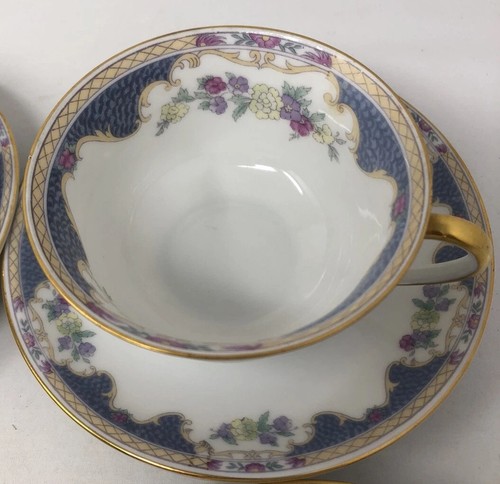 Vintage ROYAL BAYREUTH Bavaria Germany Teacup & Saucer c.1946-1949 - Picture 2 of 7