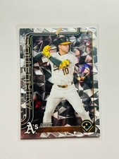 2025 Topps Update Series - Max Muncy #US250 Diamante Foil (RC) Athletics Rookie