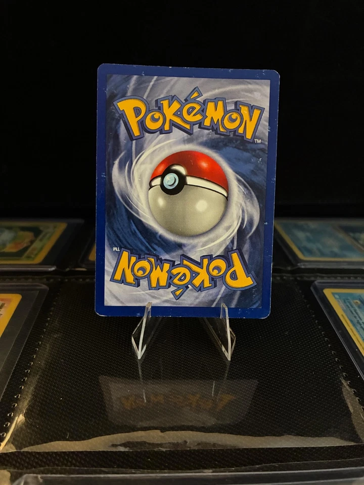 Charizard 004/102 Base Set Holo - Image 2 of 2