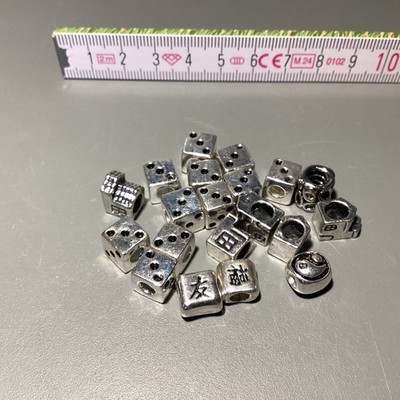 Mode Schmuck Charms Anhänger Würfeln *Chinesische Symbol Happy Friends* 20 Stück