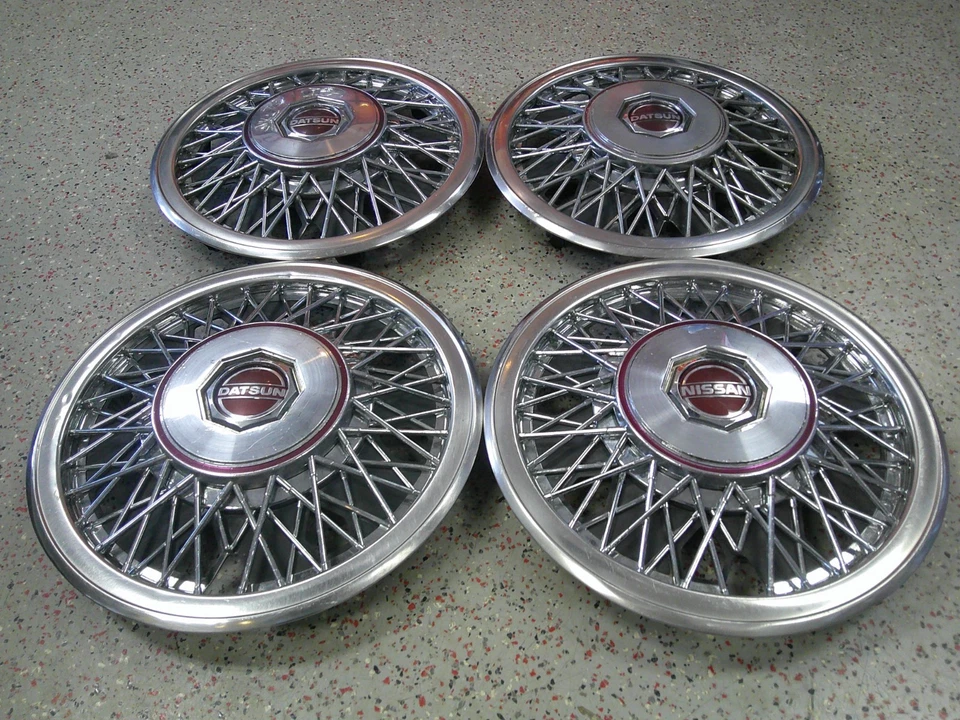 1981-1984 Datsun 810 Nissan Maxima 14" OEM Wire Wheel Covers 40315-W300 - Set/4 - Image 2 of 4