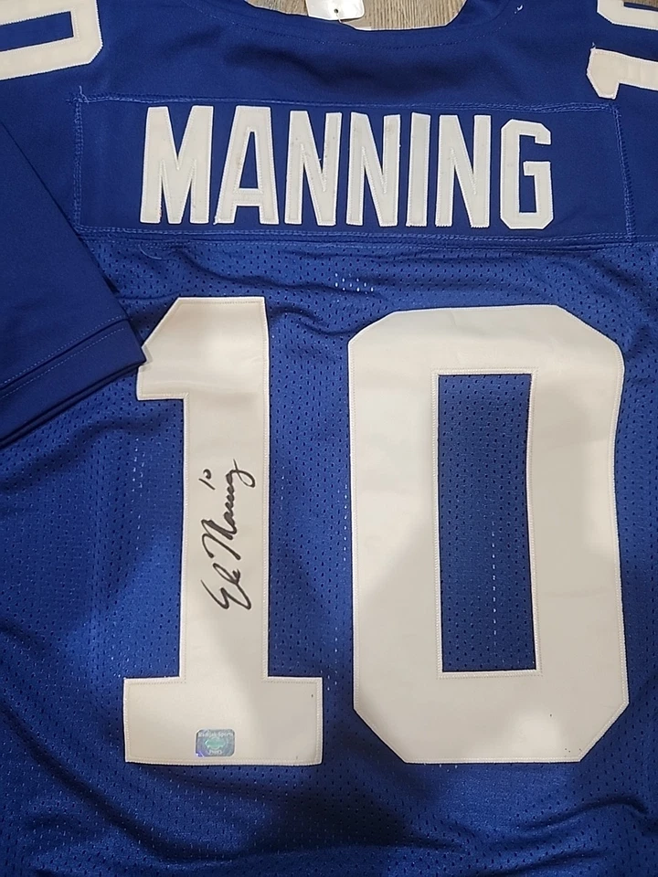 Camiseta Elite Manning Autografiada Auténtica NFL Onfield Foto 2 de 4