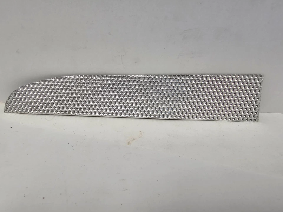 Plymouth Belvedere 1959 guardabarros delantero derecho moldura inserto 1903400 nuevo de colección Foto 2 de 3