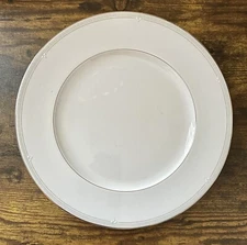 NWT Royal Doulton Melrose White Fine China Dinner Plate 10 3/4"