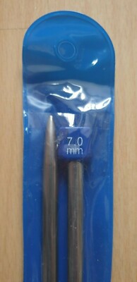 * NEU & OVP / 2 Stricknadeln / Handarbeit / 7,0 mm x 35 cm / mit prakt. Etui *