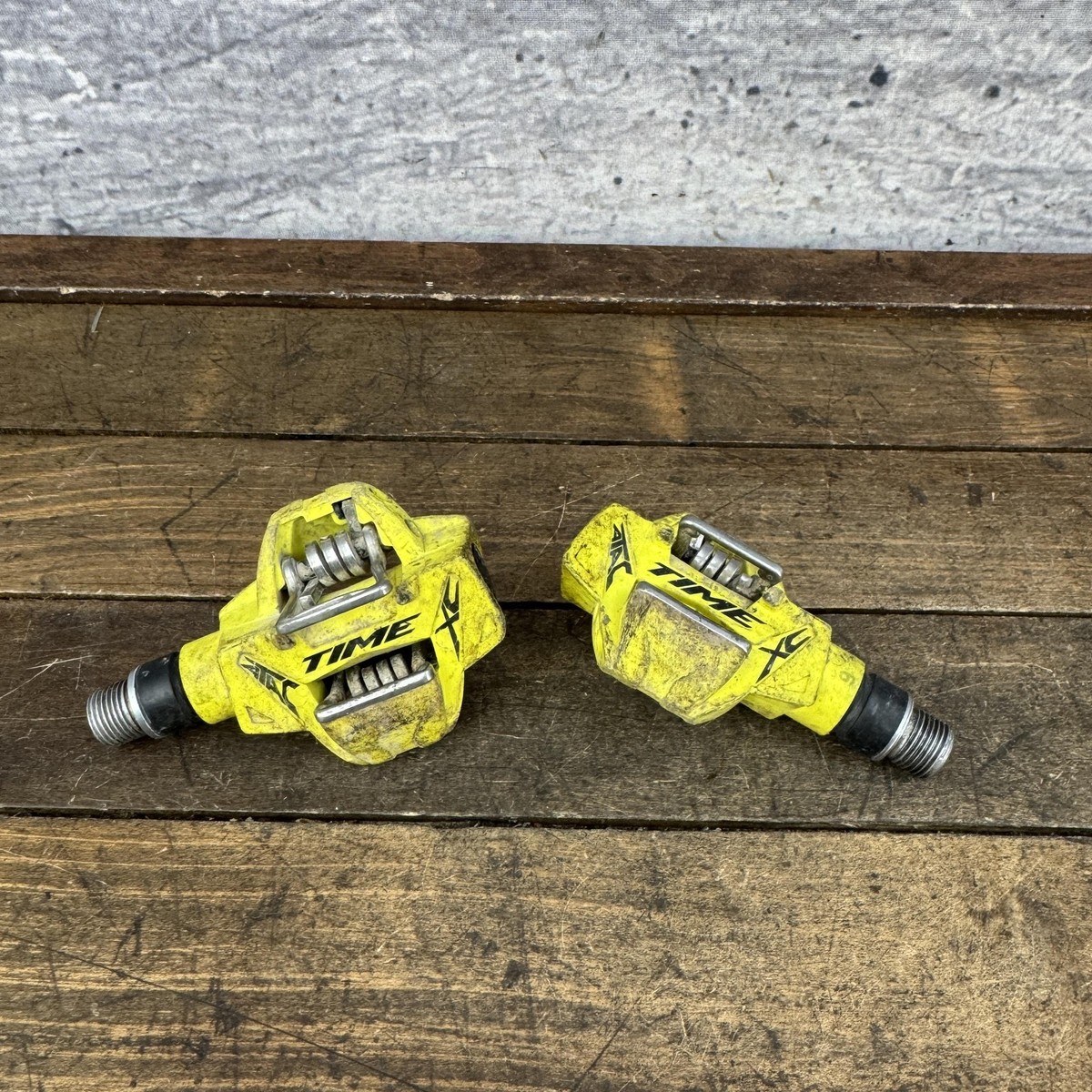 TIME ATAC XC Clipless MTB Bike Pedals 9/16 Yellow Pair 90s Gravel