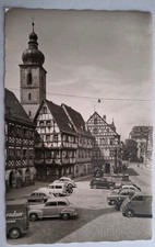 Forchheim/Ofr., Rathausplatz, alte Autos und Transporter, 1957