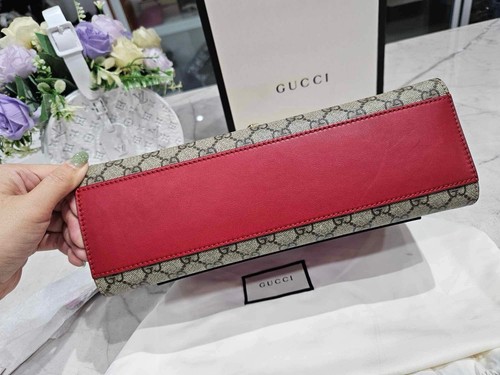Authentic GUCCI Medium padlock - Picture 11 of 23