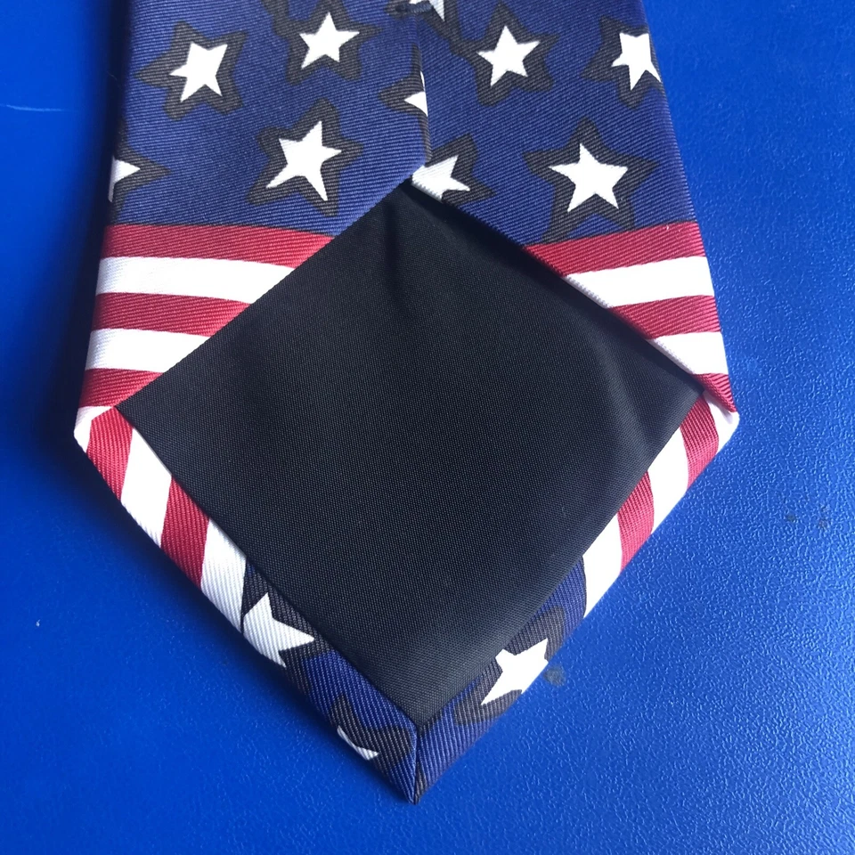 Corbata Hombre 58” Bandera EE. UU. Rayas y Estrellas Bandera Carter & Holmes 100% Poliéster 326 Foto 4 de 4