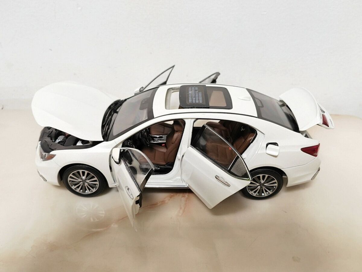 通販でクリスマス 1/18 Toy Model Car Diecast White TLX-L ACURA Honda Scale 乗用車