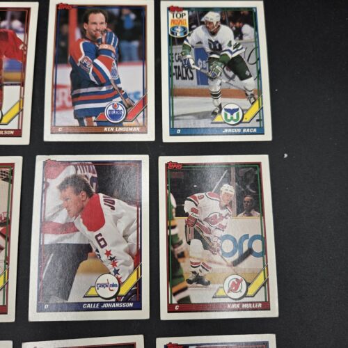 28 1991 Topps NHL NHLPA HOCKEY - Picture 4 of 20