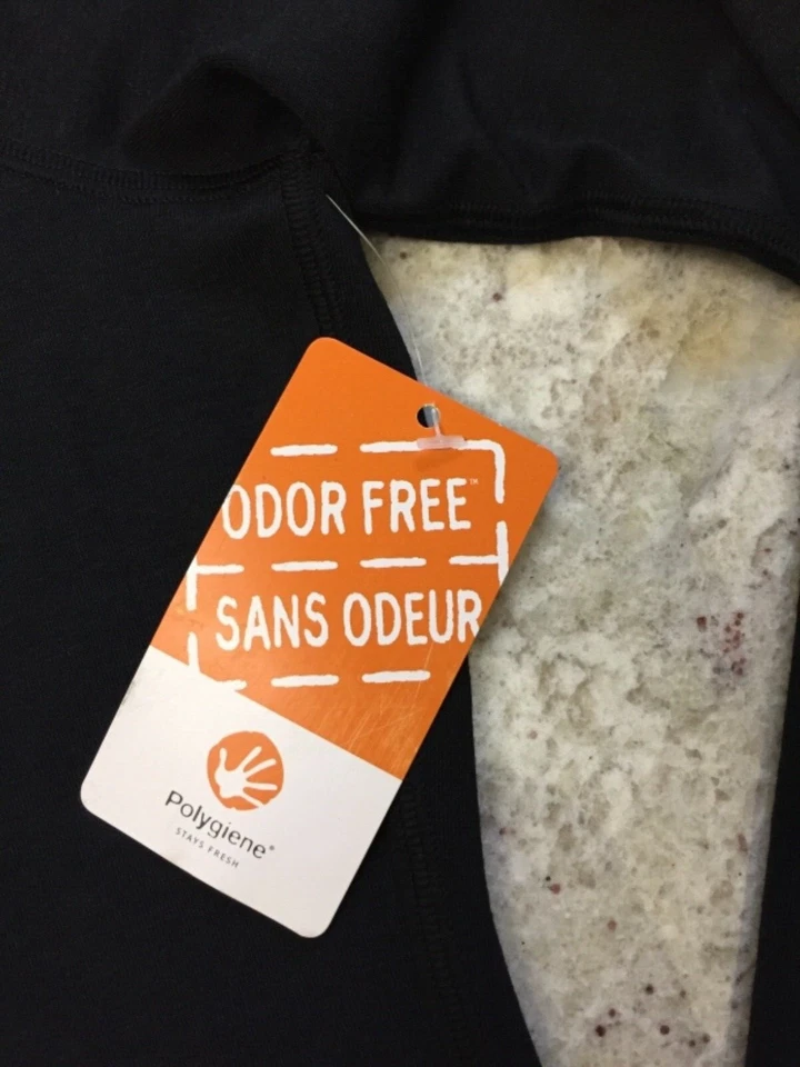 2XU Women's Long sleeve Heat Run Top black Medium NEW - Image 4 of 4