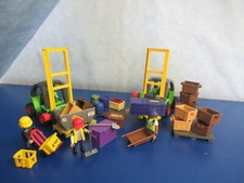 2x 3003 Gabelstapler Palette viele Kisten Hafen Bau Eisenbahn Playmobil 5226