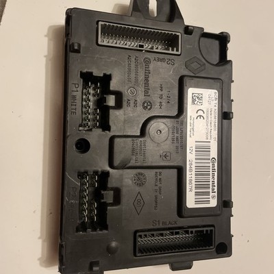 Steuergerät Modul BCM T4 284B11867R Renault Clio IV 1.5 dCi Bj14