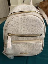 Guess Roxburgh Signature G Stone Triple Zipper Compartment Backpackstyle sa85753