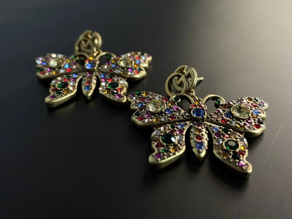 Pendientes colgantes Gucci GG multicolor pavé diamantes de imitación mariposa Foto 2 de 4
