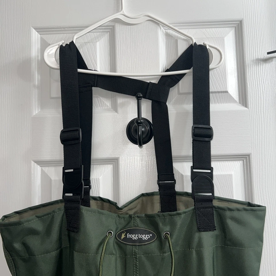 Camareros de cadera Frog Riggs regulares despejados para hombre, verde bosque Foto 3 de 4