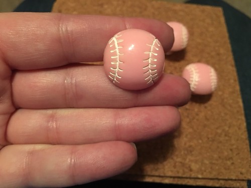 Set of 5 PINK BASEBALL/SOFTBALLS bulletin board pushpins, thumbtacks, or magnets - Picture 11 of 11