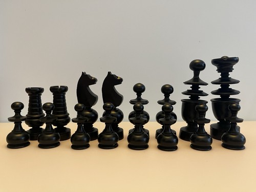 Große Schachkönigin 8 cm groß sehr schön schön zum Spielen in Holzkiste
