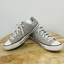 Converse Chuck Taylor All Star Gray Low Top sneakers Men  s 7 Women  s 9