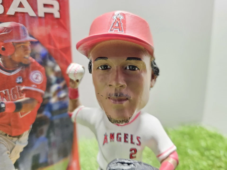 Erick Aybar Los Angeles Angels MLB 2010 SGA Bobblehead Nuevo en caja Foto 2 de 4