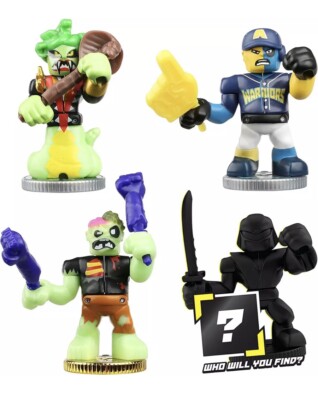 Akedo Ultimate Arcade Warriors - Warrior Collector 4 Pack - 3 Mini Battling 