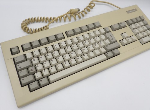 Amiga 2000 HI TEK Tastatur mit c Logo . QUERTZ (DE) Getestet! - Bild 4 von 8
