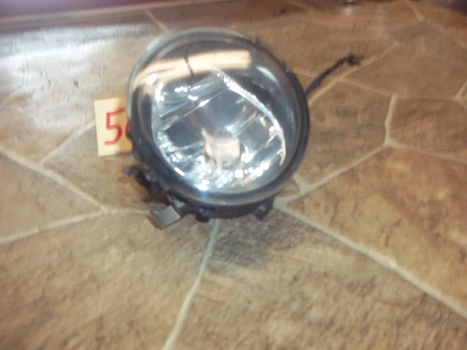 Faro antiniebla delantero derecho BMW X3 2011-2014 con faros adaptativos Foto 2 de 4