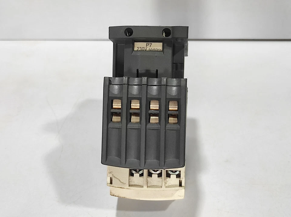 Telemecanique LC1DT32P7 Contactor 230V 50/60Hz Schneider LC1 DT32 Ith 32A Ui - Image 4 of 4