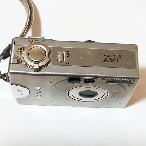 Canon IXY Compact Digital Camera Silver 2.1MP PC1001 Japan Used Tested - Picture 3 of 9