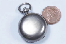 TERRIFIC ANTIQUE ENGLISH SILVER SOVEREIGN COIN CASE / HOLDER FOB PENDANT c1903