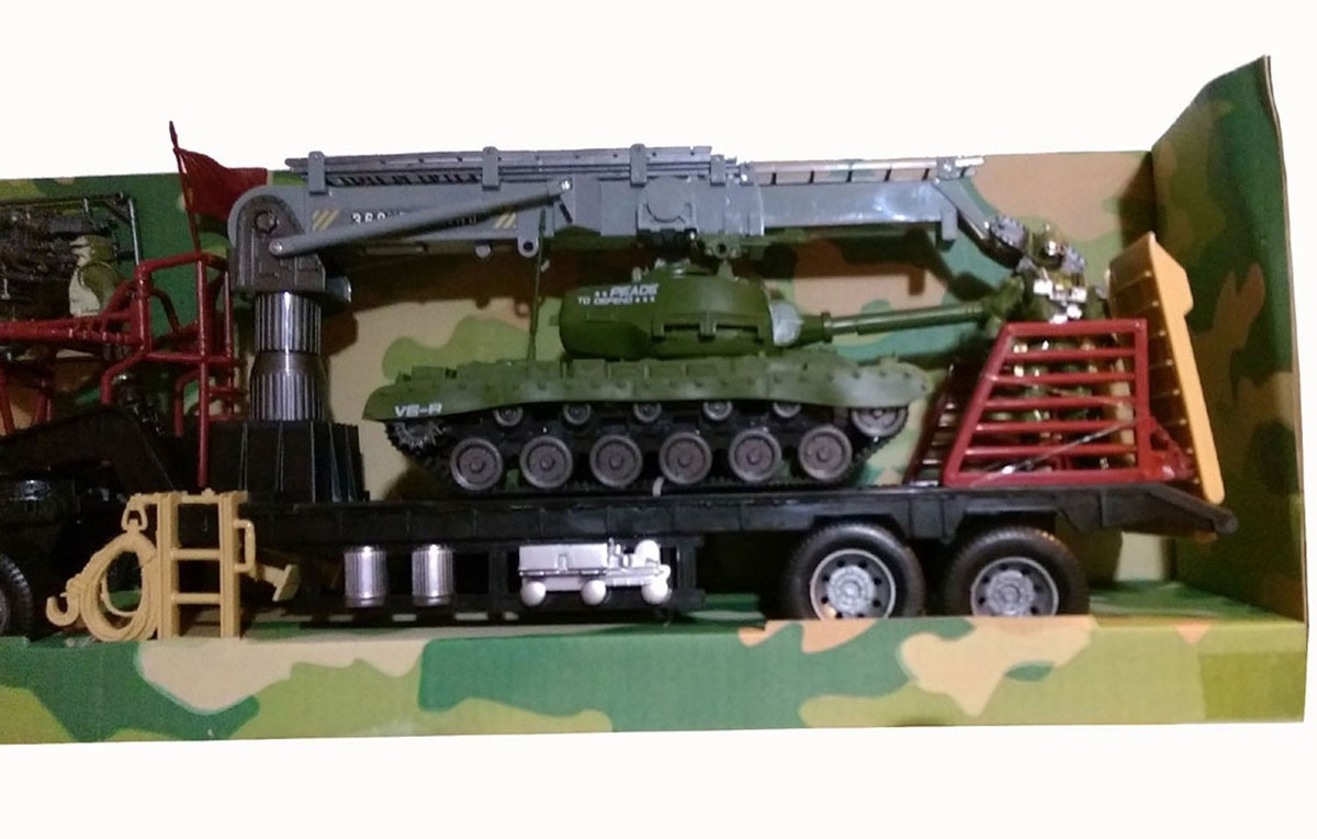 Army Military Tank Transport Semi Trailer Vehicle Soldier Figures