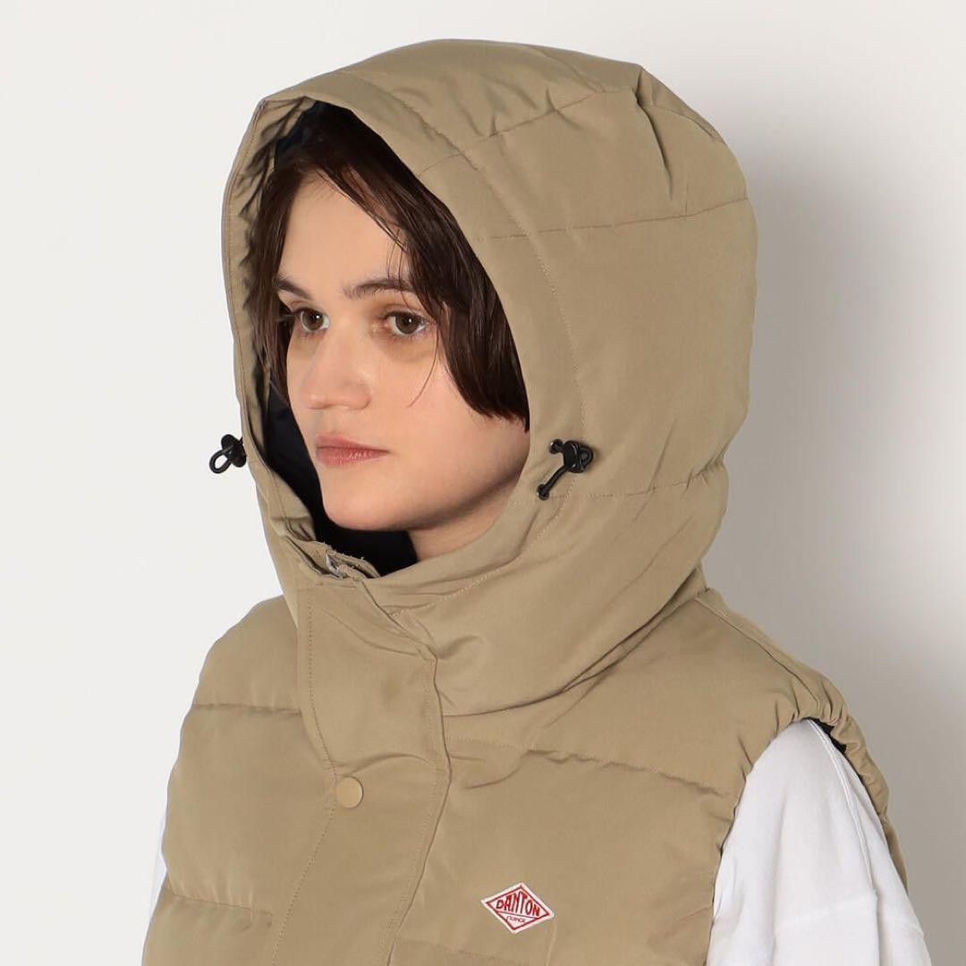DANTON ダントンWOMEN'S HOODED DOWN VEST Danton Women's Hooded Down Vest Beige/Black, Puffer