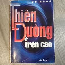 Thiên Đường ở Trên Cao by Võ Hồng Vietnamese Paperback Fiction Novel