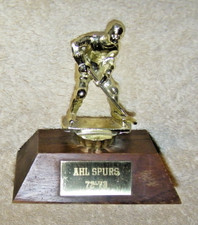 VINTAGE 1972-73 AHL DENVER SPURS HOCKEY TROPHY METAL, GREAT CONDITION,VERY RARE