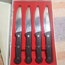 MONTEREY 4 piece 9.5" Long Stainless Steak Knives High Carbon Set. NIB