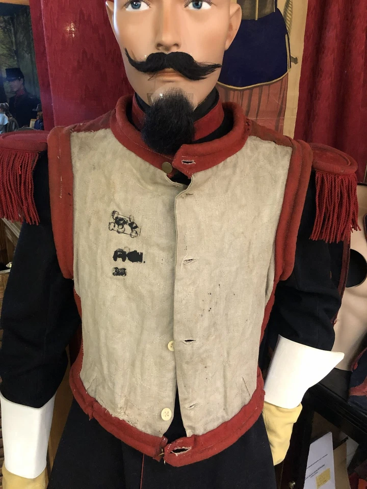 Gilet matelassure de cuirasse - Photo 1/4