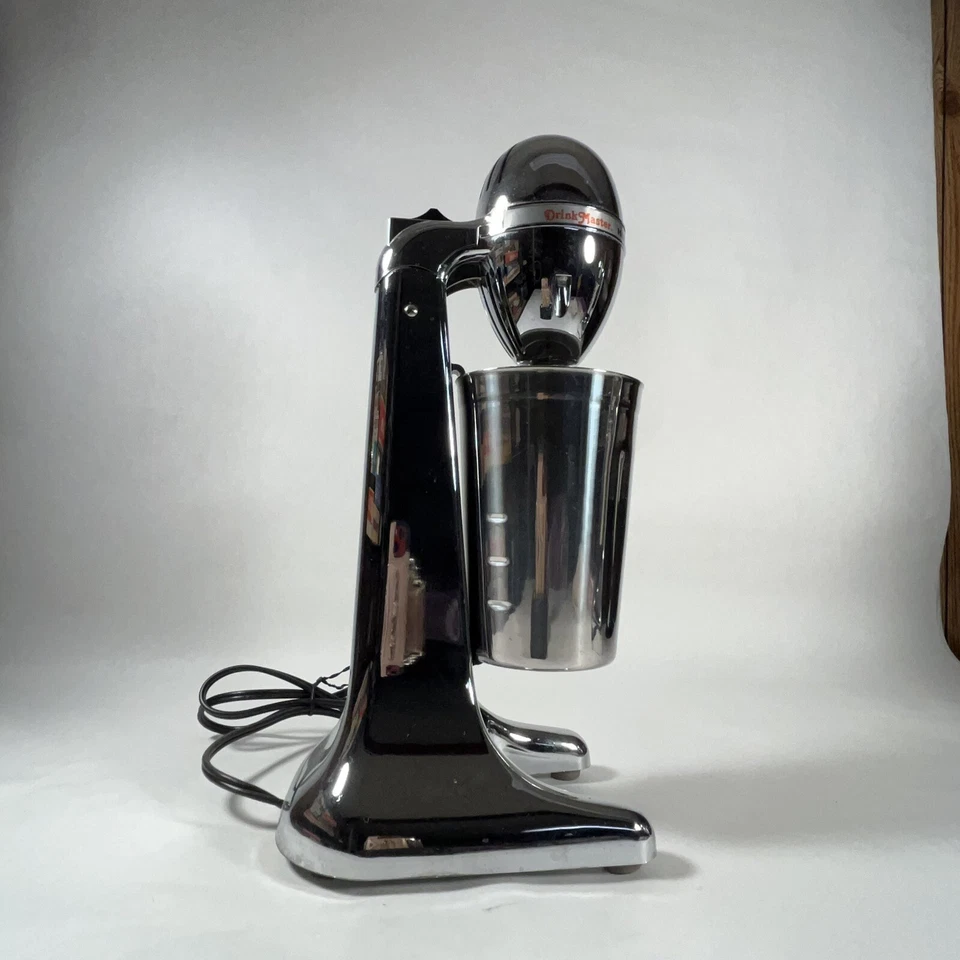 Batido/mezclador/mezclador Hamilton Beach cromado vintage con taza (730-3) Foto 2 de 4