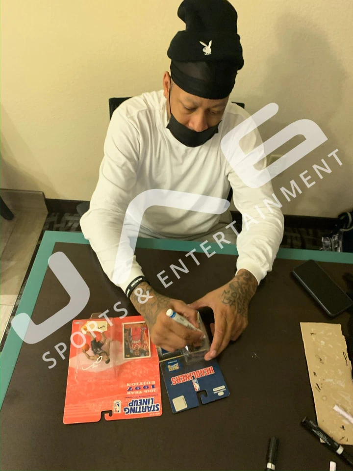 Figura de novato firmada por Allen Iverson alineación inicial Philadelphia 76ers JSA Foto 3 de 3