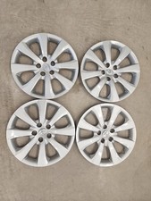 Oem Toyota Corolla 2019 - 2025 Oem Hubcap Cover 42602-02540 6 Oem Toyota Corolla 2019 - 2025 Oem Hubcap Cover 42602-02540 6