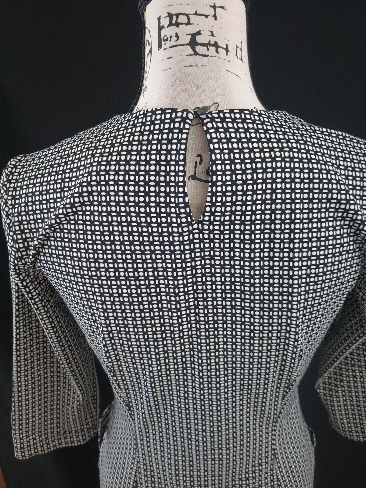 J McLaughlin Geometric Print Sheath Dress Size S … - image 12