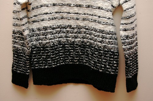 W463 MAGLIONE DONNA A RIGHE VINCE TEXTURE NUOVO CON ETICHETTE TAGLIA M IN C $325 - Foto 4 di 8