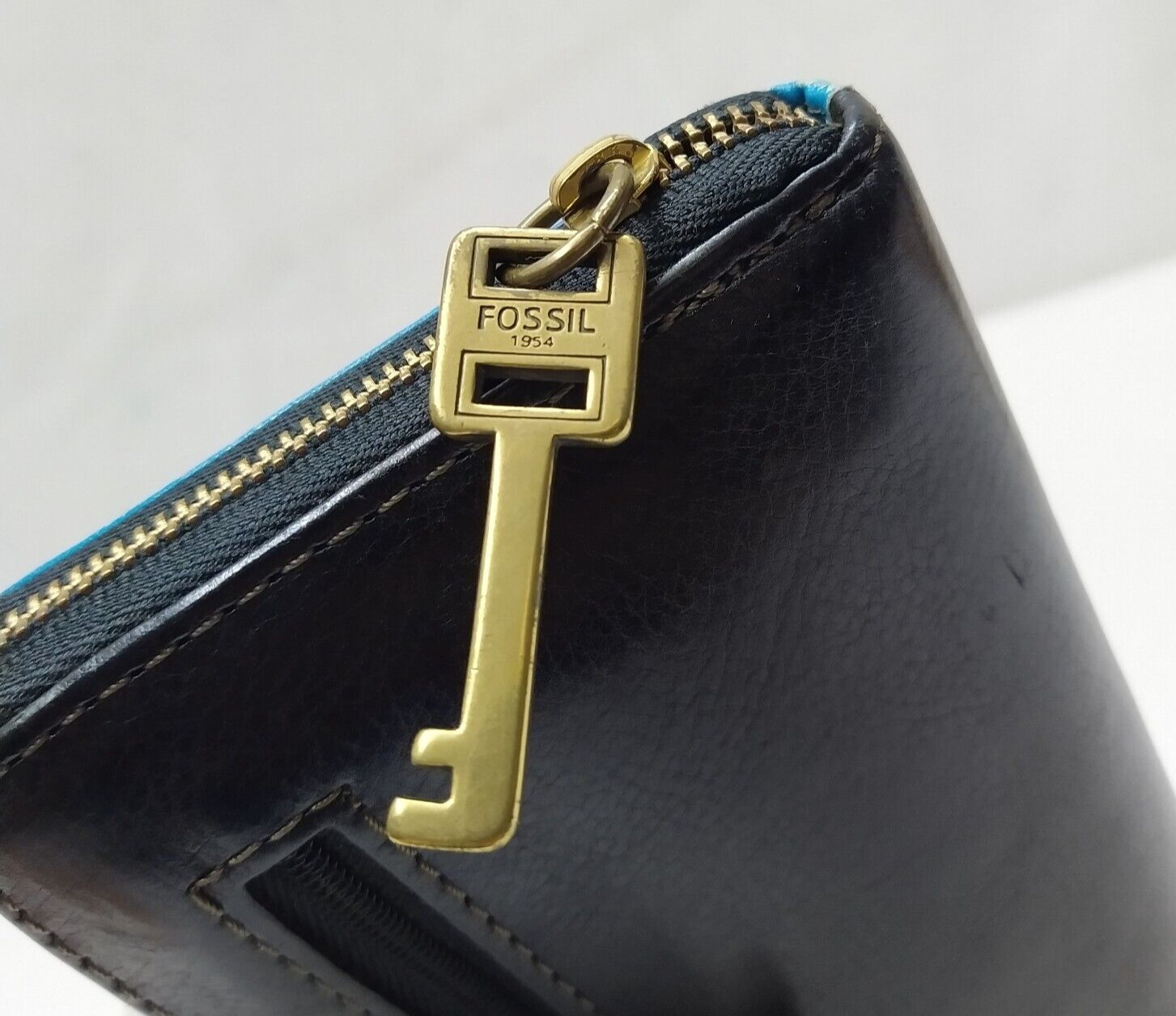 Fossil Patchwork Multicolor Leather Zip Around Cr… - image 8