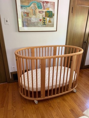 Stokke Sleepi  Convertible Oval Crib with 2 Mattresses (0-5 years)  Modern