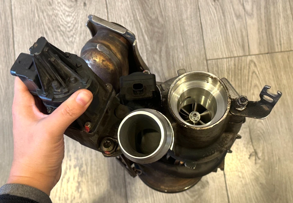 BMW X1 2012 2013 2014 2015 TURBOCOMPRESOR, 11657634486, 7634486, ORIGINAL OEM Foto 3 de 4