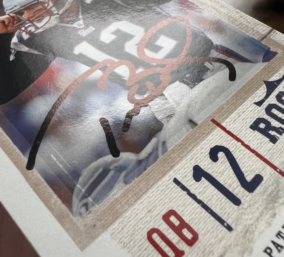 Tom Brady Auto 2005 Upper Deck Signed Rookie Materials #51 Patriots NFL Legend - Image 2 of 3