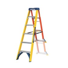 Werner Step Ladder 1.67m Fibreglass Swingback 6 Step Heavy Duty Ergonomic