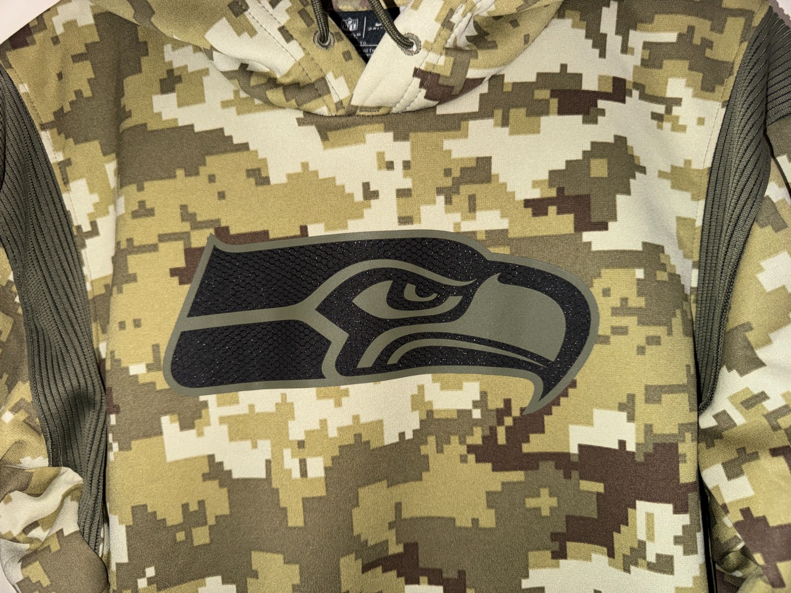 Nike Seattle Seahawks Team Issue Salute To Service Hoodie NFL Sideline Mens 2XL thumbnail 4