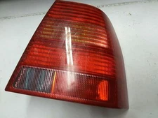00 01 02 03 VW JETTA R. TAIL LIGHT 113724